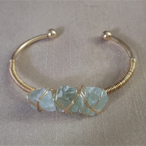 Fluorite crystal gold bangle bracelet - Picture 1 of 2